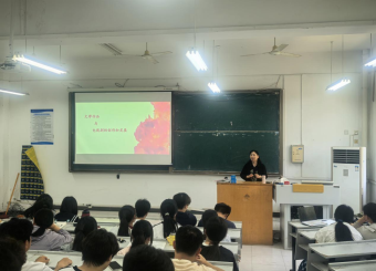 文化与传媒学院开展“文学作品与电视剧的创作和发展”专题讲座