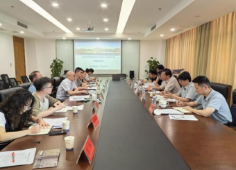 汉语言文学2026版人才培养方案专家论证会顺利召开